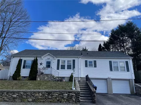 19 Sunset Ave, North Providence, RI 02911