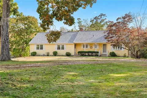 1 Field Of Dreams Dr, Coventry, RI 02827