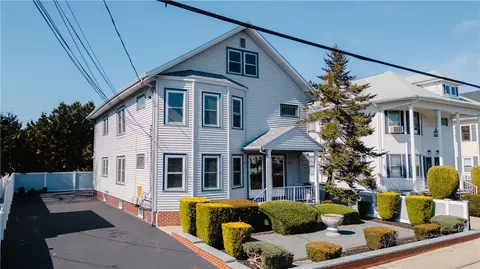 455 Pawtucket Ave, Pawtucket, RI 02860