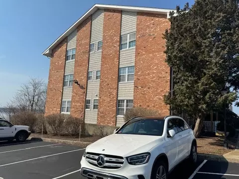 37 Bullocks Point Ave #1C, Riverside, RI 02915