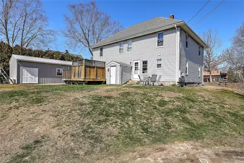 Exterior - 2 Hazard St, South Kingstown, RI 02879 photo 10 of 19