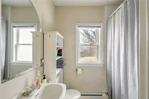 Bath - 2 Hazard St, South Kingstown, RI 02879 photo 2 of 2