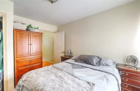 Bedroom - 2 Hazard St, South Kingstown, RI 02879 photo 2 of 6