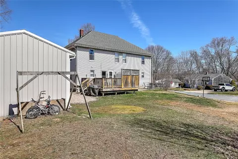 Exterior - 2 Hazard St, South Kingstown, RI 02879 photo 15 of 19