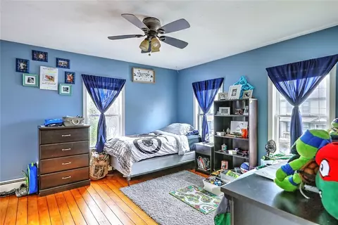 Bedroom - 2 Hazard St, South Kingstown, RI 02879 photo 4 of 6