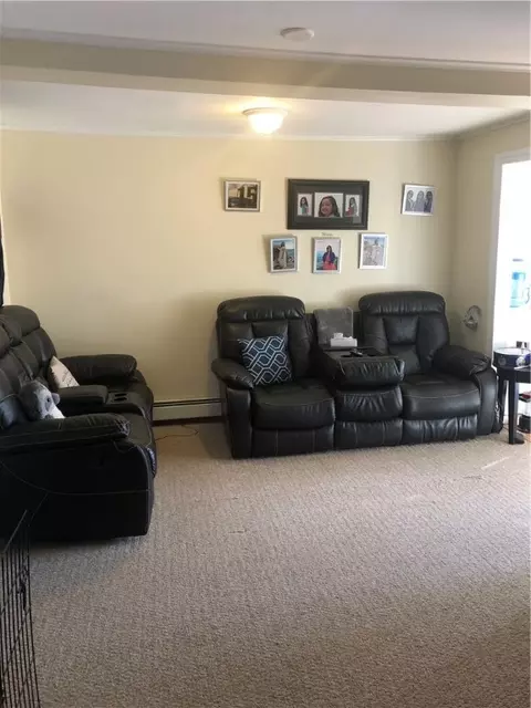 55 Logan St, Warwick, RI 02889 photo 2