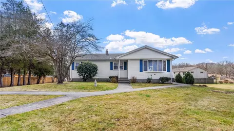 168 Morgan Ave, Johnston, RI 02919