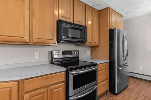 40 Vestal St, Fall River, MA 02720 photo 6