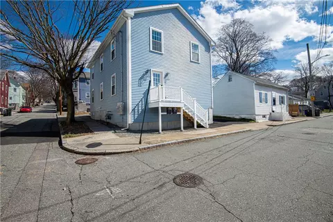 31 Padelford St, Providence, RI 02906
