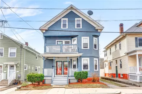 13 Lewis St, Providence, RI 02906