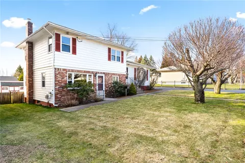 42 Dorothy Ave, Providence, RI 02904