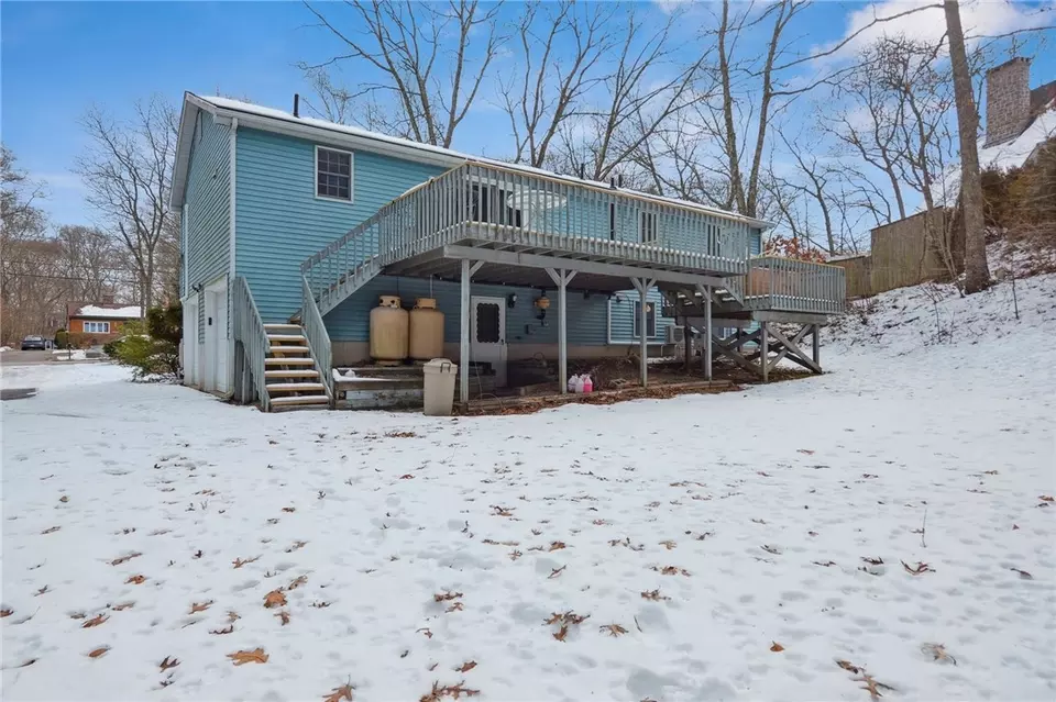 150 Winnapaug Rd, Westerly, RI 02891 26 Photos Movoto