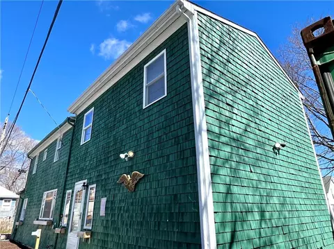 Exterior - 58 Pender Ave, Warwick, RI 02889 photo 2 of 2