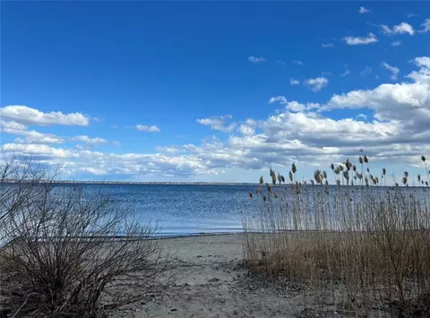 View/Area - 58 Pender Ave, Warwick, RI 02889 photo 1 of 2