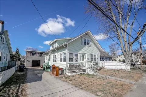127 Spofford Ave, Warwick, RI 02888