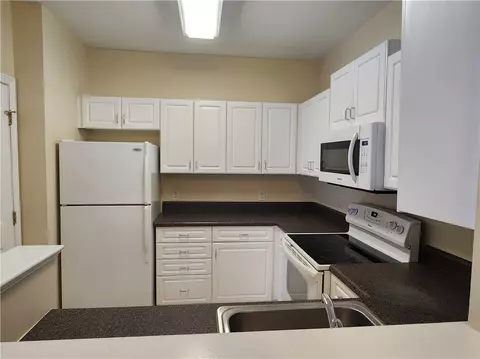 98 Mill St #103, Woonsocket, RI 02895 photo 6