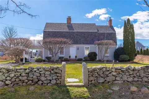 91 S Shore Rd, Little Compton, RI 02837