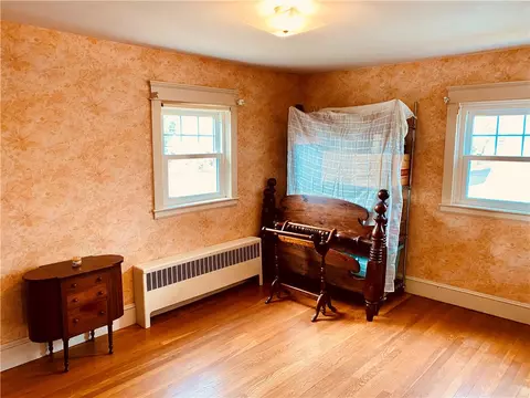 Bedroom - 132 Morse Ave, Warwick, RI 02886 photo 2 of 2