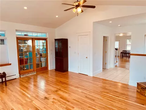 Living - 132 Morse Ave, Warwick, RI 02886 photo 1 of 1