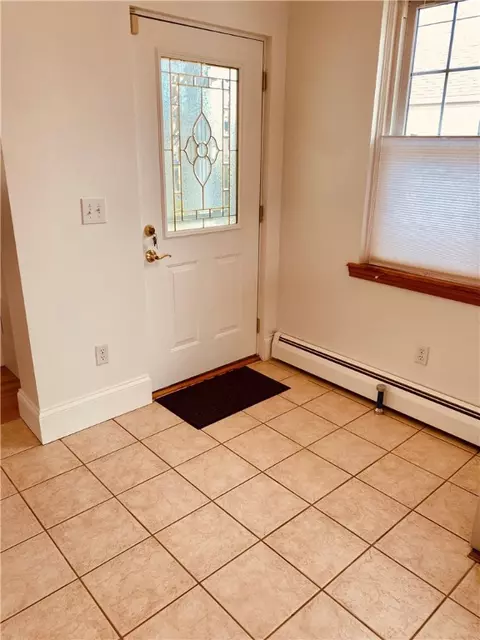 Entry Way - 132 Morse Ave, Warwick, RI 02886 photo 2 of 2
