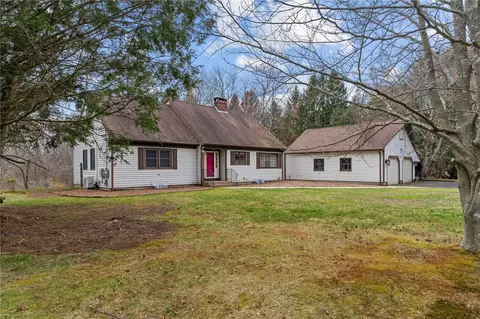 50 Liberty Rd, North Kingstown, RI 02877