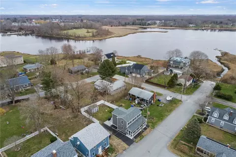 View/Area - 37 Parker Ave, Warren, RI 02885 photo 2 of 3