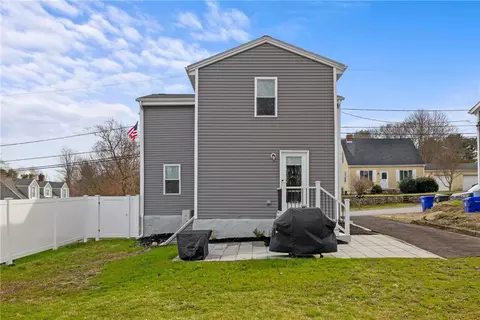 Exterior - 37 Parker Ave, Warren, RI 02885 photo 6 of 7