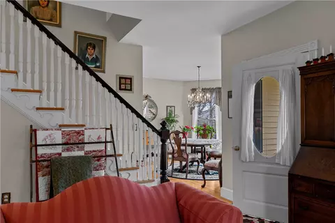 Living - 593 Main St, South Kingstown, RI 02879 photo 4 of 7