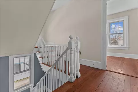 Entry Way - 531 Winter St, Woonsocket, RI 02895 photo 5 of 6