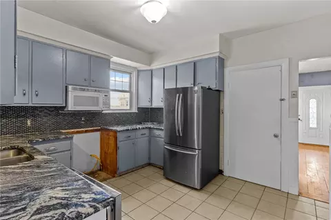 Kitchen - 531 Winter St, Woonsocket, RI 02895 photo 1 of 2