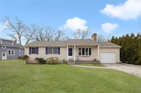 312 Church Ave, Warwick, RI 02889