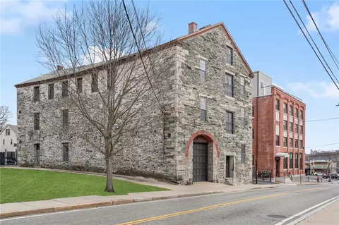 61 Railroad St, Woonsocket, RI 02895