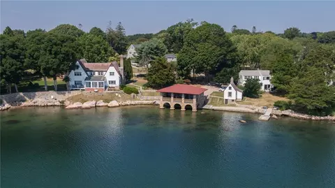 90 Rossini Rd, Westerly, RI 02891