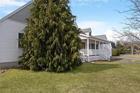 Exterior - 2 Sandy Ln, Westerly, RI 02891 photo 7 of 7