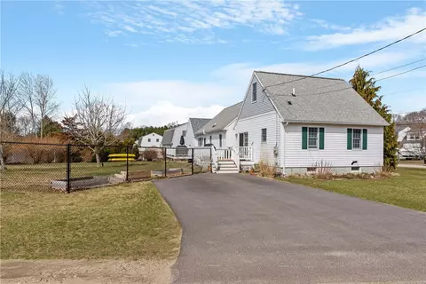 Exterior - 2 Sandy Ln, Westerly, RI 02891 photo 6 of 7
