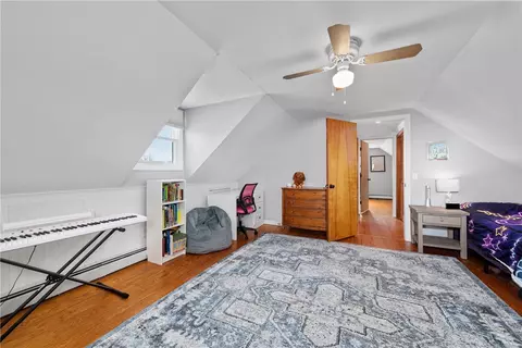 Bedroom - 2 Sandy Ln, Westerly, RI 02891 photo 2 of 6