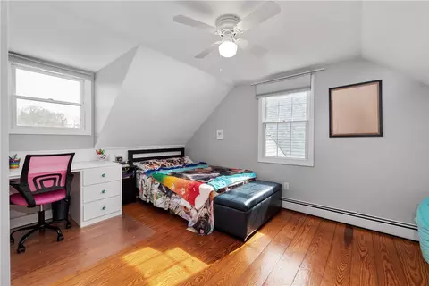 Bedroom - 2 Sandy Ln, Westerly, RI 02891 photo 3 of 6