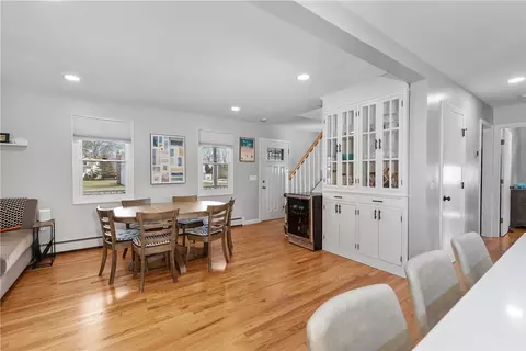 Living - 2 Sandy Ln, Westerly, RI 02891 photo 1 of 7