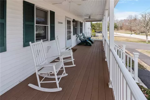 Exterior - 2 Sandy Ln, Westerly, RI 02891 photo 4 of 7