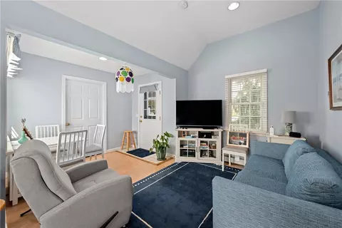 Living - 2 Sandy Ln, Westerly, RI 02891 photo 7 of 7