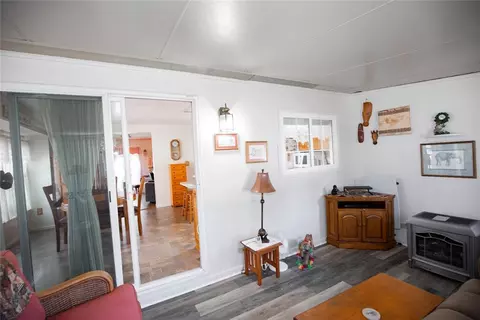 Living - 46 Liena Rose Way, Coventry, RI 02816 photo 3 of 9