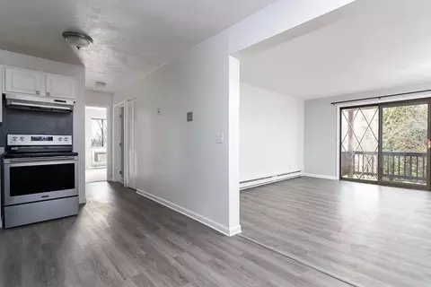 1190 Charles St #34, North Providence, RI 02904