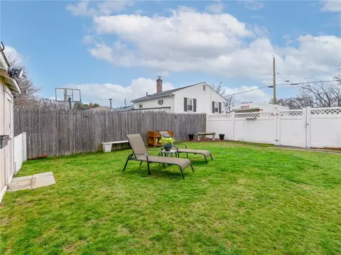 Exterior - 35 Carnation Dr, Warwick, RI 02886 photo 7 of 9