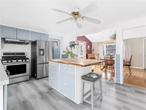 Kitchen - 35 Carnation Dr, Warwick, RI 02886 photo 2 of 4