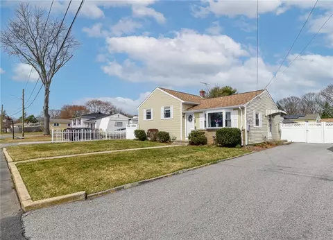 Exterior - 35 Carnation Dr, Warwick, RI 02886 photo 2 of 9
