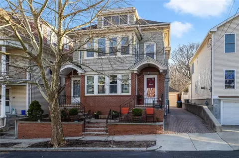 51 Savoy St, Providence, RI 02906
