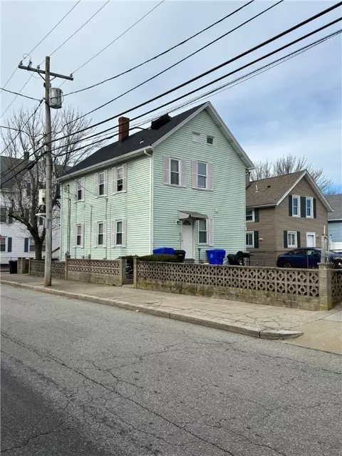 42 Orchard St, East Providence, RI 02914