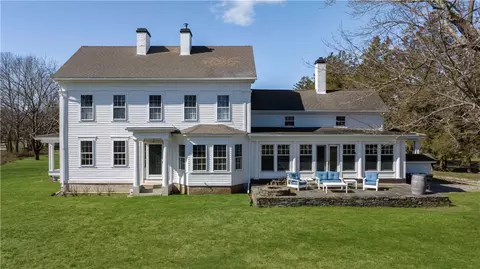 290 Fletcher Rd, North Kingstown, RI 02852