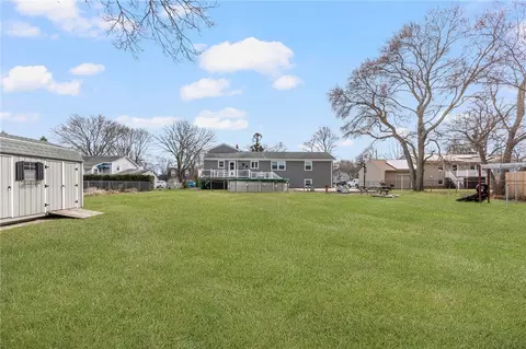 Exterior - 87 North St, Warwick, RI 02886 photo 12 of 17