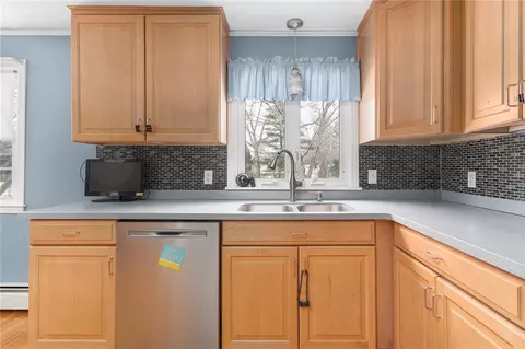 Kitchen - 87 North St, Warwick, RI 02886 photo 6 of 9